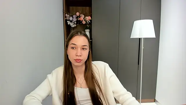 Snapshot of SharleneCarwell chatting on September 21, 4:36 am SharleneCarwell online show from September 21, 4:36 am