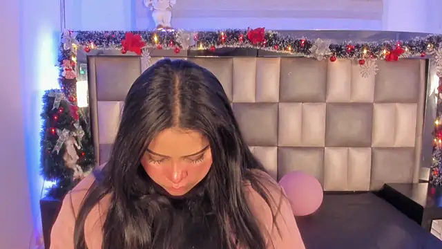 abbiecollins js online show from December 4, 4:00 am