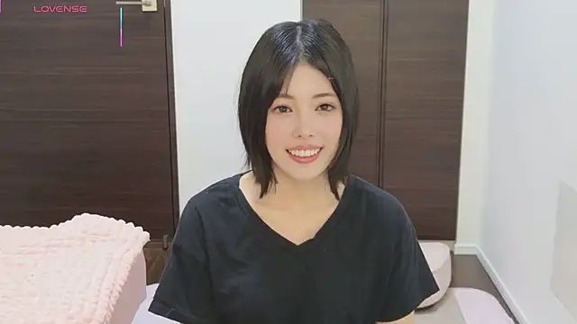 Snapshot of Mikoto_11 chatting on September 28, 12:38 am Mikoto 11 online show from September 28, 12:38 am