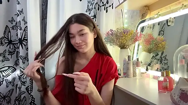 Cuteviola online show from December 2, 9:47 am