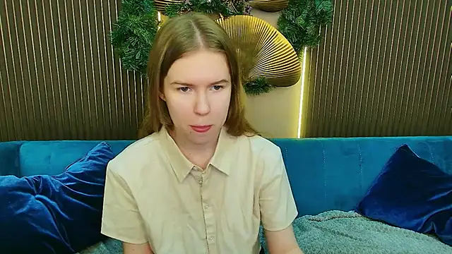 Snapshot of Alida_Brice chatting on January 12, 10:42 am Alida Brice online show from January 12, 10:42 am