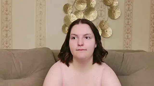 Vanessa Rise online show from October 17, 5:43 am