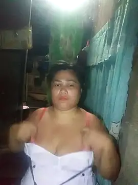 Snapshot of slutty_pinay12 chatting on October 15, 5:24 pm slutty pinay12 online show from October 15, 5:24 pm