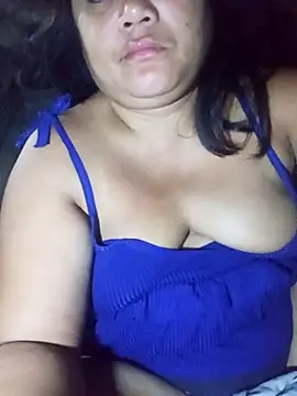 Snapshot of slutty_pinay12 chatting on October 16, 5:03 pm slutty pinay12 online show from October 16, 5:03 pm