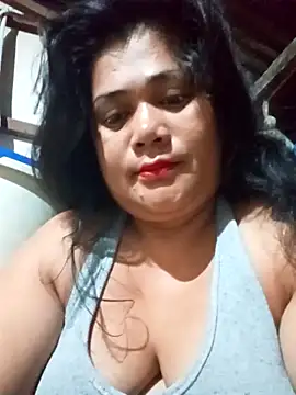 Snapshot of slutty_pinay12 chatting on May 13, 6:05 pm slutty pinay12 online show from May 13, 6:05 pm
