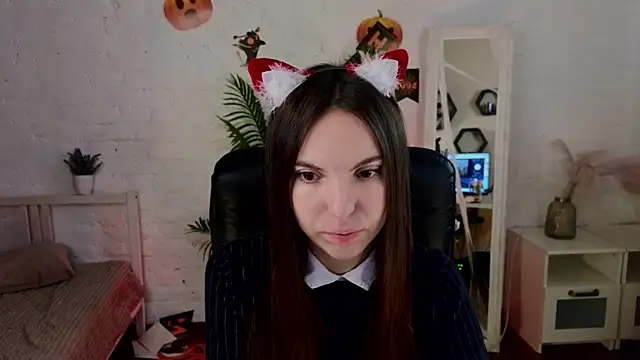 Snapshot of gracedonovan chatting on October 24, 5:48 am gracedonovan online show from October 24, 5:48 am