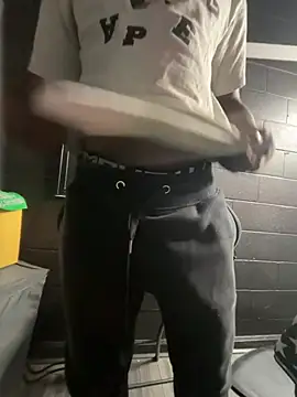 Snapshot of nymphoandthebeast69 chatting on February 25, 5:11 pm nymphoandthebeast69 online show from February 25, 5:11 pm