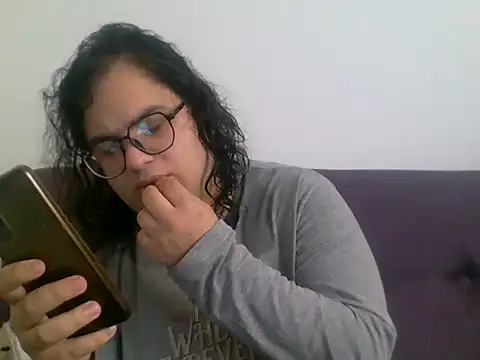 Snapshot of LittleBearWithTits chatting on September 15, 2:06 pm LittleBearWithTits online show from September 15, 2:06 pm