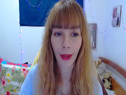 Snapshot of seraphinewhite chatting on April 13, 3:06 pm seraphinewhite online show from April 13, 3:06 pm