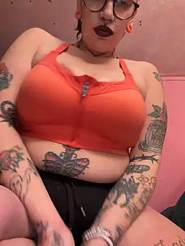 eggsma666 online show from February 9, 7:01 am