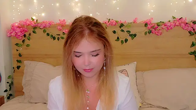 Lilith Bonheur online show from November 9, 10:08 pm