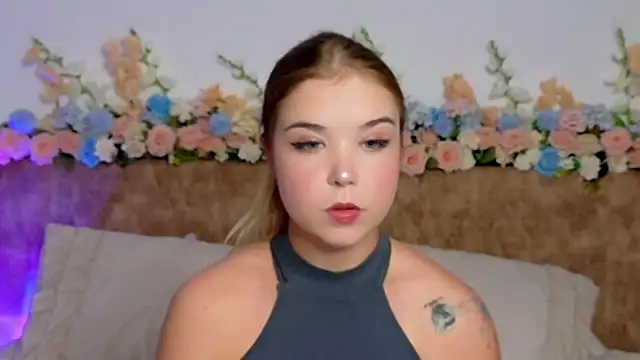 Lilith Bonheur online show from March 23, 1:04 pm