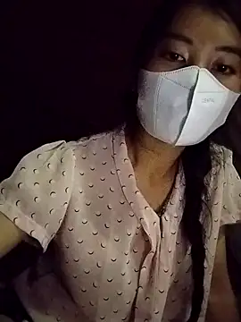 Snapshot of Damhan12 chatting on September 18, 5:04 pm Damhan12 online show from September 18, 5:04 pm