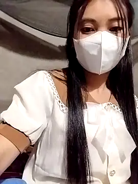 Snapshot of Damhan12 chatting on October 8, 2:36 pm Damhan12 online show from October 8, 2:36 pm