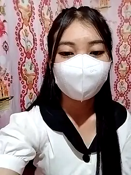 Snapshot of Damhan12 chatting on October 15, 1:55 pm Damhan12 online show from October 15, 1:55 pm