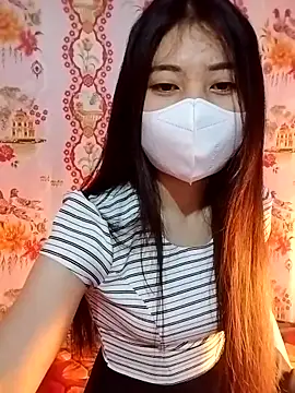 Snapshot of Damhan12 chatting on March 10, 2:05 am Damhan12 online show from March 10, 2:05 am