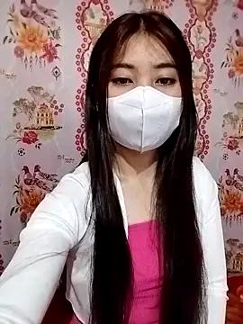 Snapshot of Damhan12 chatting on April 3, 12:41 am Damhan12 online show from April 3, 12:41 am