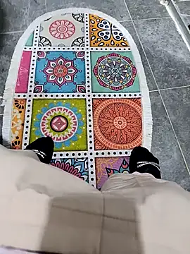 elif25 online show from September 30, 6:02 pm