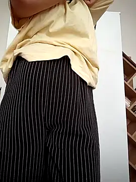 elif25 online show from October 1, 11:16 am