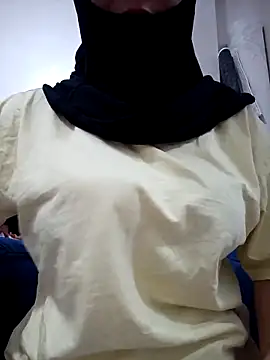 elif25 online show from October 17, 9:28 pm