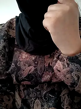 elif25 online show from October 21, 6:25 am