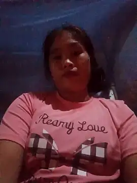 Luyen004 online show from September 18, 12:40 pm