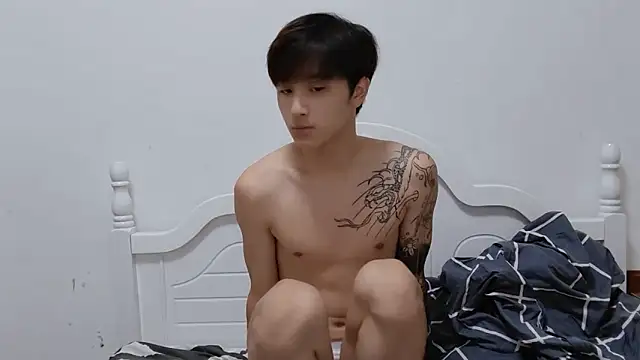 xiaoyi2563 online show from September 28, 12:10 pm