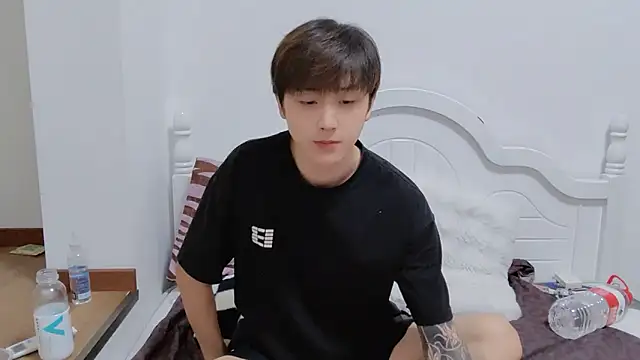 xiaoyi2563 online show from September 29, 11:26 am