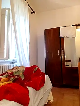 Kwasi-a online show from September 18, 2:08 pm