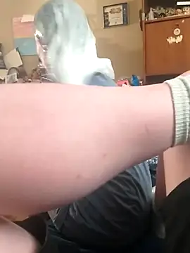 Anywhere420 online show from February 4, 5:35 am