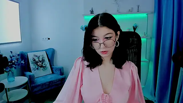 MeLLSawertyq online show from September 27, 11:37 am