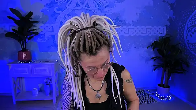 UmaSpace online show from May 2, 5:12 am