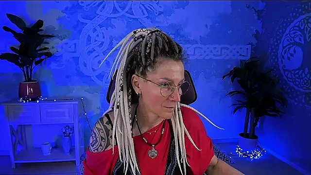 UmaSpace online show from May 12, 5:15 am