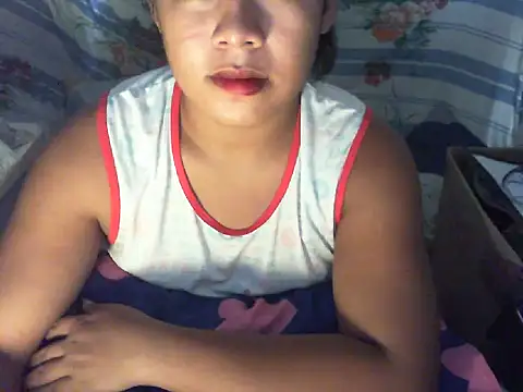 Snapshot of Huntrix2025 chatting on September 19, 2:24 am Huntrix2025 online show from September 19, 2:24 am