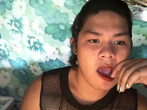 Snapshot of Huntrix2025 chatting on September 21, 4:58 am Huntrix2025 online show from September 21, 4:58 am