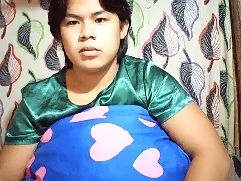 Snapshot of Huntrix2025 chatting on October 6, 9:23 pm Huntrix2025 online show from October 6, 9:23 pm