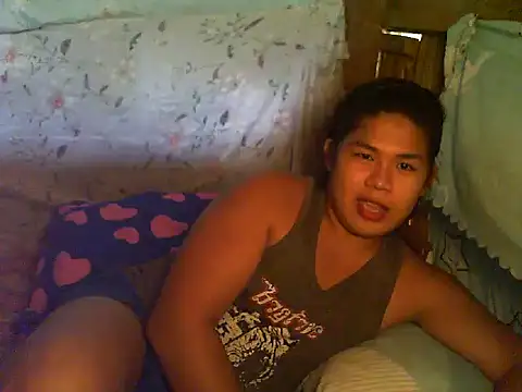 Snapshot of Huntrix2025 chatting on October 16, 6:36 am Huntrix2025 online show from October 16, 6:36 am