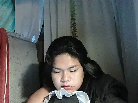 Huntrix2025 online show from February 17, 8:48 pm