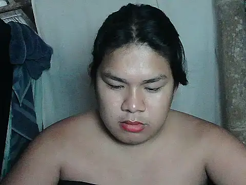 Huntrix2025 online show from April 25, 1:30 am