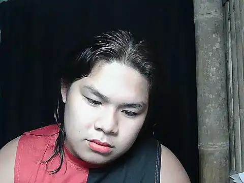 Huntrix2025 online show from May 19, 3:02 am