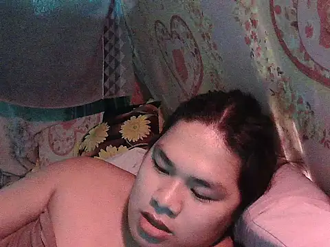 Huntrix2025 online show from June 20, 5:43 am