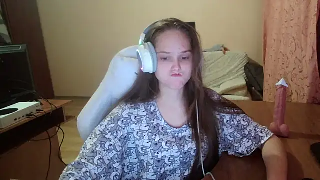 Snapshot of SharybbFace chatting on September 26, 5:17 pm SharybbFace online show from September 26, 5:17 pm