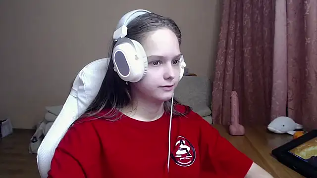 Snapshot of SharybbFace chatting on October 17, 3:36 pm SharybbFace online show from October 17, 3:36 pm