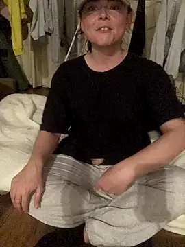 Snapshot of Mia_Winters chatting on December 14, 8:57 pm Mia Winters online show from December 14, 8:57 pm