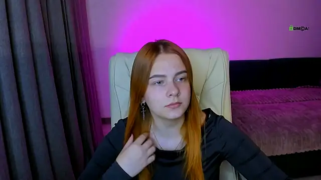 Snapshot of red__dizzy chatting on September 22, 7:38 pm red  dizzy online show from September 22, 7:38 pm