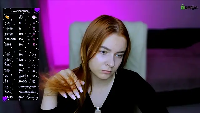 Snapshot of red__dizzy chatting on October 11, 10:30 pm red  dizzy online show from October 11, 10:30 pm