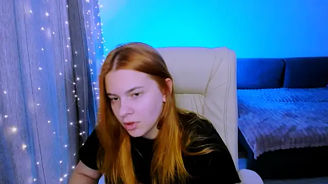 Snapshot of red__dizzy chatting on November 2, 7:11 am red  dizzy online show from November 2, 7:11 am