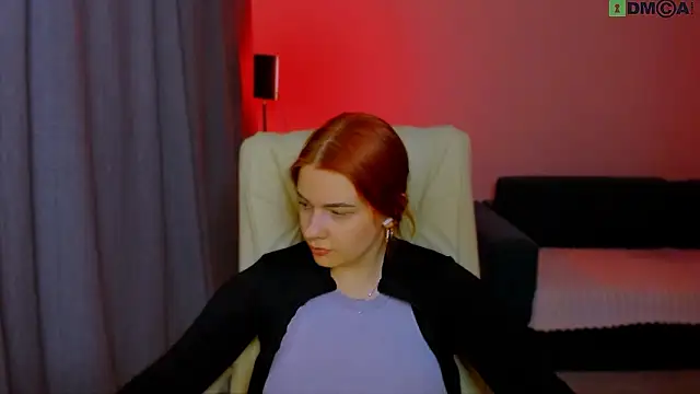 Snapshot of red__dizzy chatting on February 22, 6:17 pm red dizzy online show from February 22, 6:17 pm