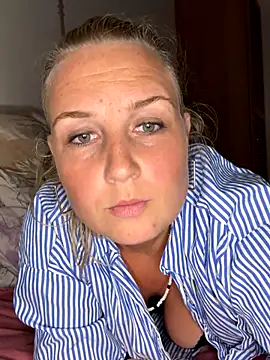 The Real Blondie online show from September 14, 12:37 pm