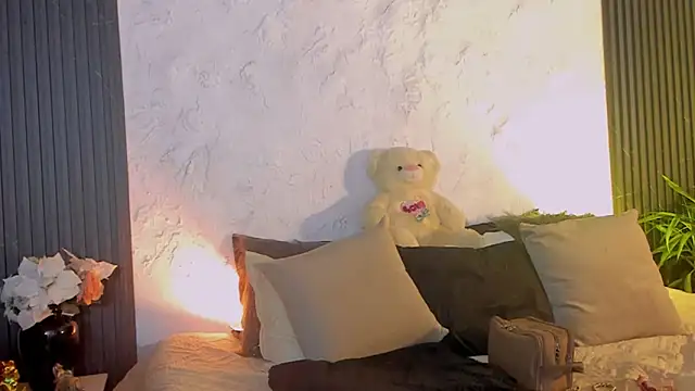 joselin rouse online show from October 18, 12:06 pm